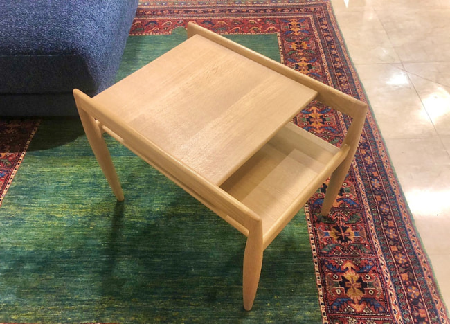 サイドテーブル再入荷】宮崎椅子製作所のナラのサイドテーブル UNI